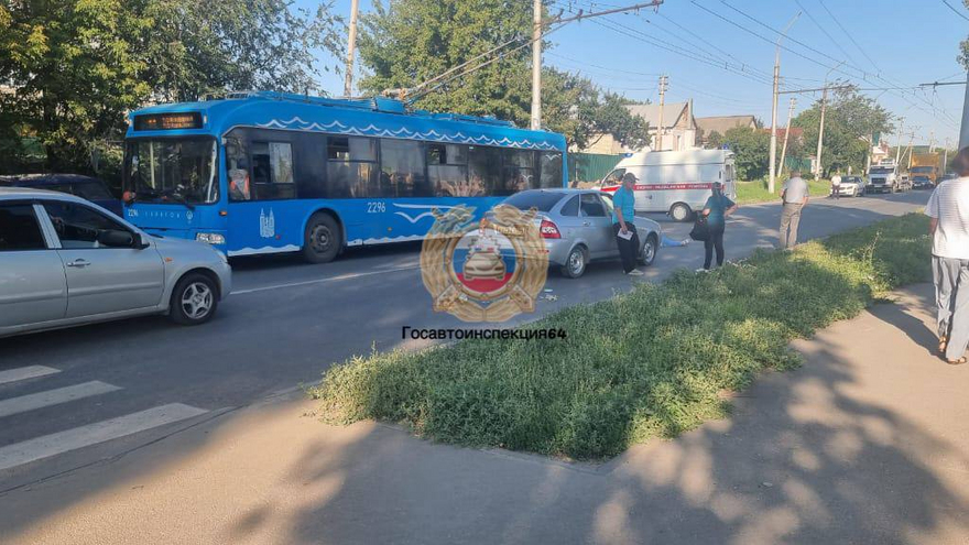 Женщина погибла под колесами Лады: полиция ищет свидетелей