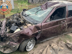 В Саратовской области Mercedes слетел с дороги и сгорел