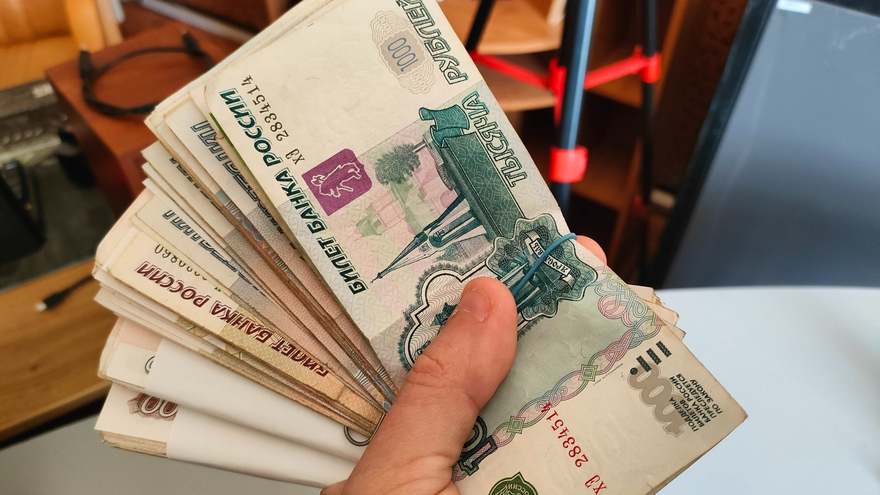 В Саратове раскрыли дело о взятке в 400 тысяч рублей