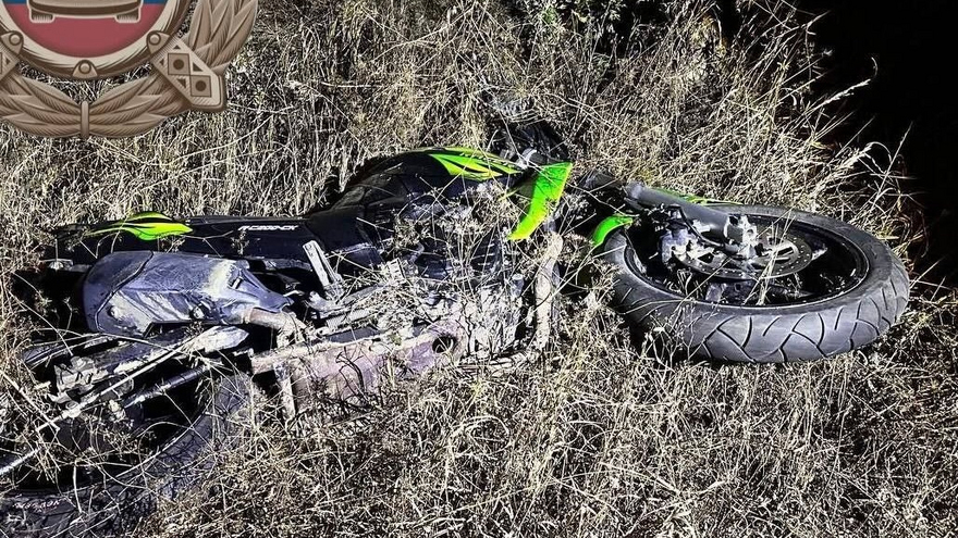 Под Петровском насмерть разбился мопедист