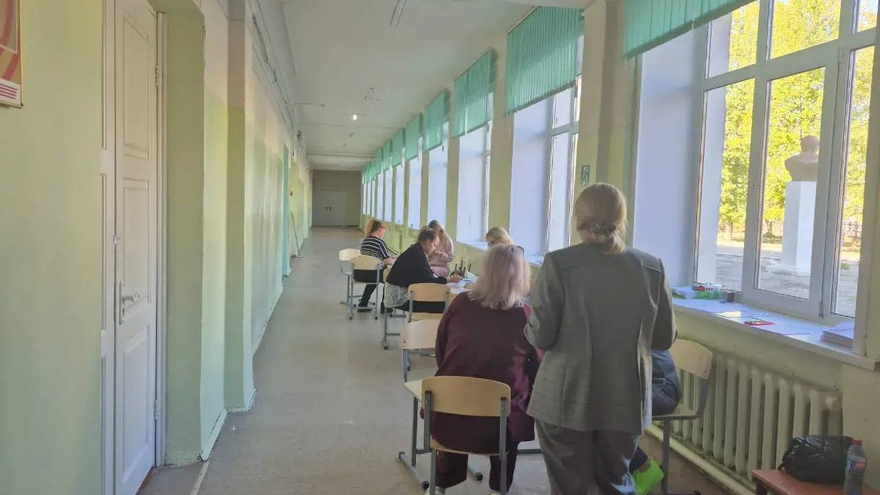 В Саратове у поврежденных при налете БПЛА домов дежурят полицейские