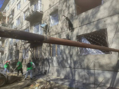 В Саратове у поврежденных при налете БПЛА домов дежурят полицейские