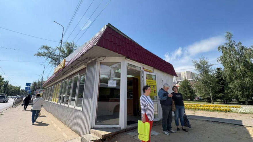 Напротив Тау Галереи снесут незаконный ларек