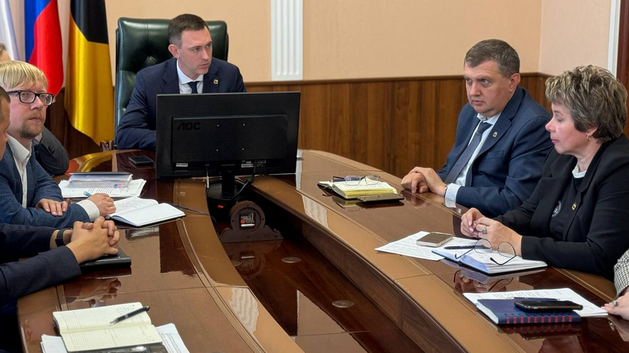 На пляже в Энгельсе появятся раздевалка, спасательные вышки и бесплатная парковка
