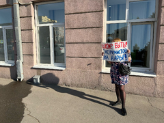 Экстремистов на нары: в Саратове прошли пикеты за строительство школы в Территории детства 