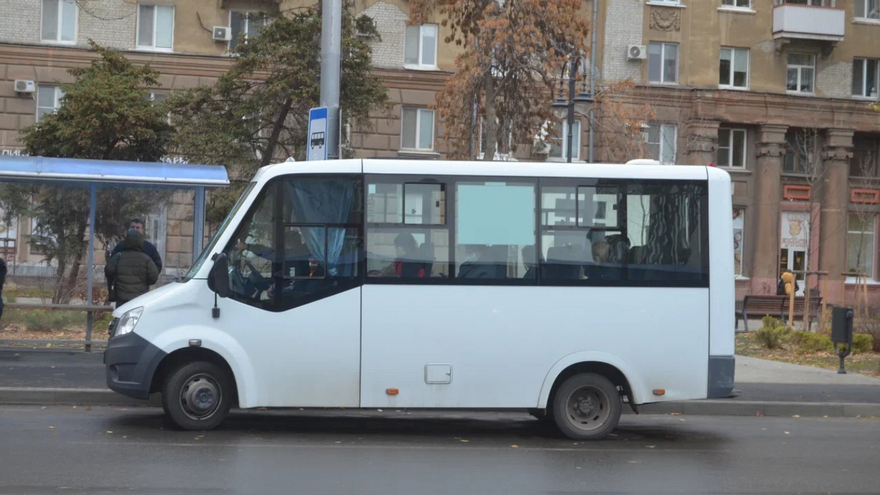 На брутто-контракты в Саратове переведут еще два автобусных маршрута
