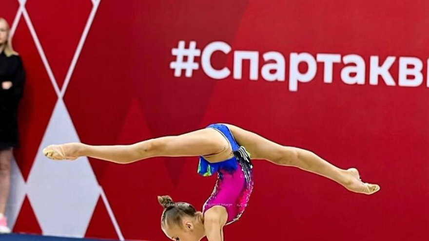 Саратовская гимнастка стала первой на Всероссийских соревнованиях