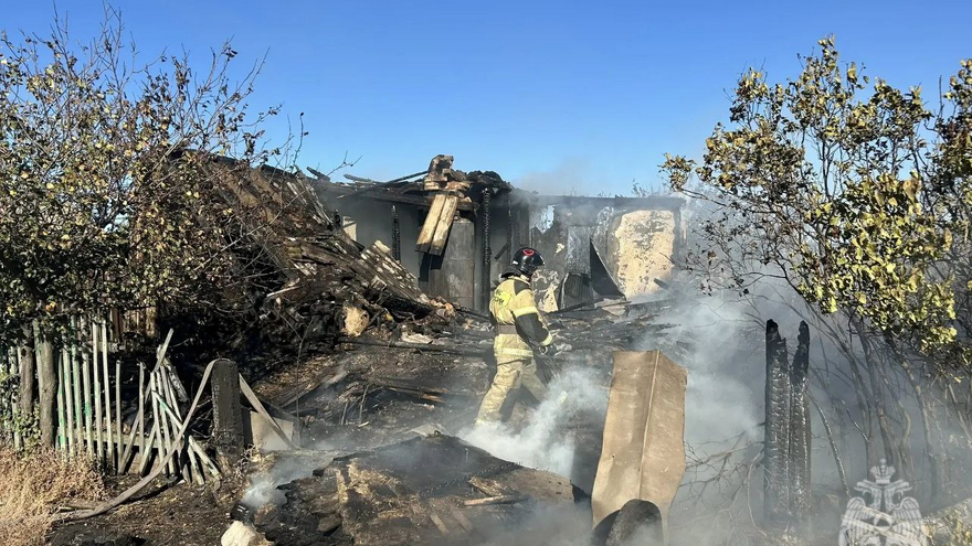 На пожаре в селе Сырт-Смоленка погибла пенсионерка