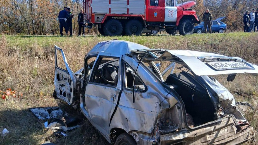 Уроженцы Казахстана разбились в ДТП в Саратовской области