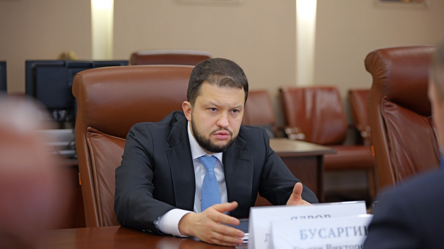Начальник Росавиации Ядров работает в Саратове