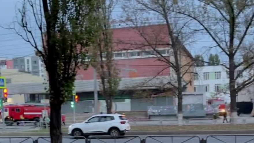 Загорелось здание кинотеатра Саратов