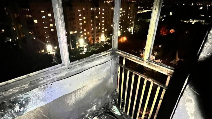 В Саратове из пожара на 10-м этаже спасли пенсионера и подростка