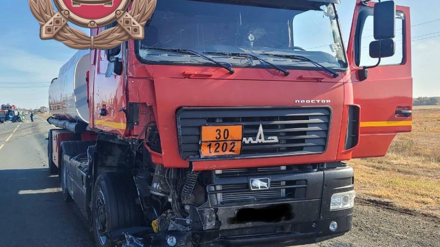 В Саратовской области автоцистерна смяла Газель: погиб человек