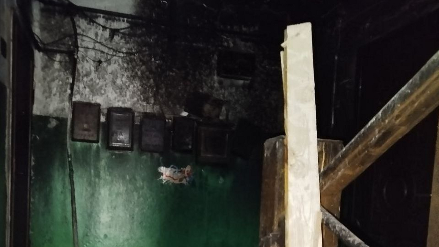 В Саратове из горящей двухэтажки спасли 4 человек