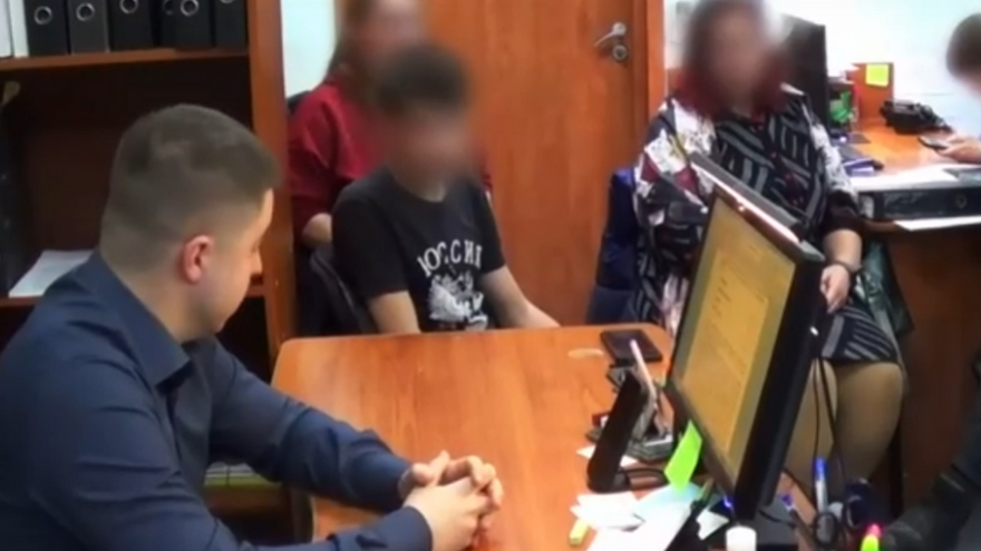 Саратовского подростка будут судить за помощь украинским террористам 