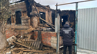 Под Энгельсом в 100-метровом пожаре погиб мужчина