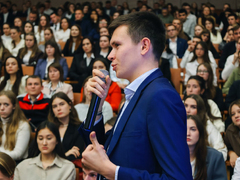 Исаев пообещал формировать команду будущих управленцев Саратова