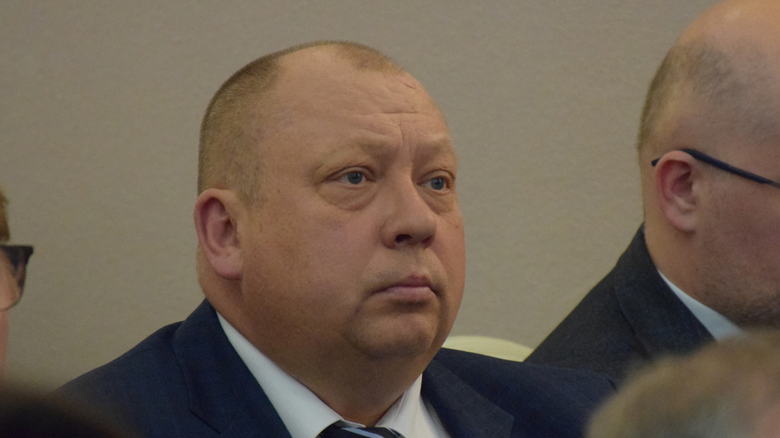 С экс-главы Вольского района попытаются взыскать неосновательное обогащение