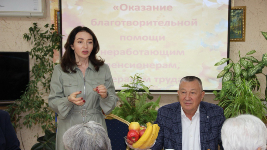 Проживающие Энгельсского дома-интерната стали участниками благотворительной акции