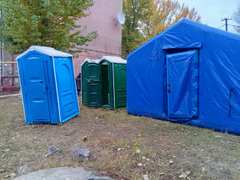 В Саратове на фасаде пятиэтажки с обрушенной стеной заметили гигантскую трещину