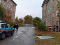 В Саратове на фасаде пятиэтажки с обрушенной стеной заметили гигантскую трещину