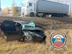 В Балашове три женщины пострадали в ДТП с грузовиком