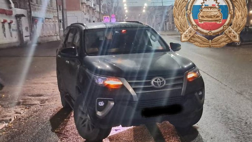 В тройной аварии в центре Саратова пострадала 25-летняя девушка