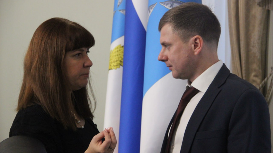Благоустройство Славянской площади, платные парковки, пополнение резервного фонда: предложены новые поправки в бюджет Саратова