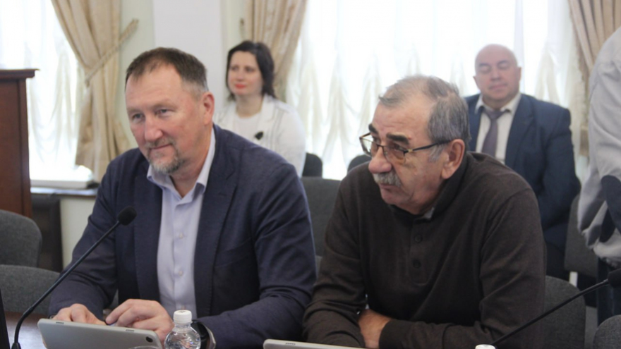 Практика показала эффективность: в Саратове зимой продолжат сыпать реагенты