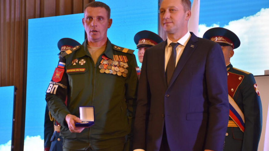 Ради общего дела: в саратовском правительстве отпраздновали День народного единства