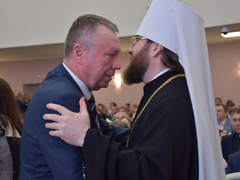 Ради общего дела: в саратовском правительстве отпраздновали День народного единства