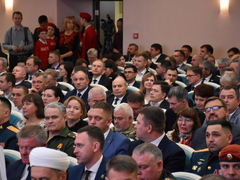 Ради общего дела: в саратовском правительстве отпраздновали День народного единства