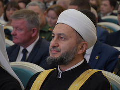 Ради общего дела: в саратовском правительстве отпраздновали День народного единства