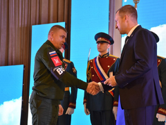Ради общего дела: в саратовском правительстве отпраздновали День народного единства