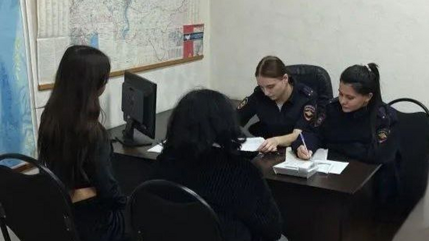 После слов Аллаху акбар в храме Саратова задержана 15-летняя девушка