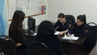 После слов Аллаху акбар в храме Саратова задержана 15-летняя девушка