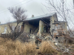В Саратове развалился аварийный жилой дом