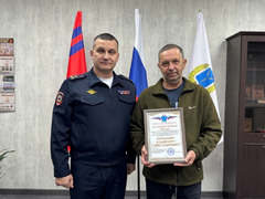 Самарский таксист привез в Саратов мошенника и сдал его полиции