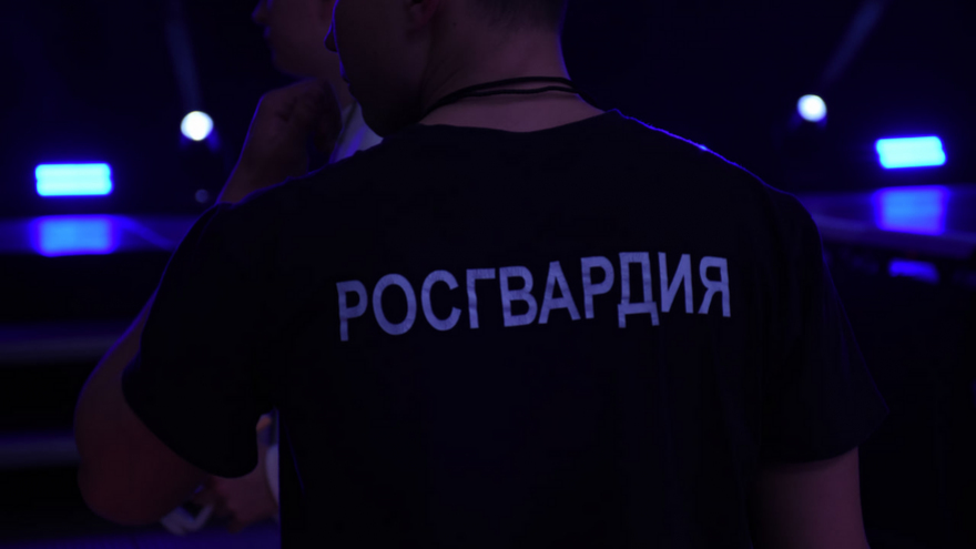 Саратовские военные-боксеры борются за чемпионство на турнире Защитник