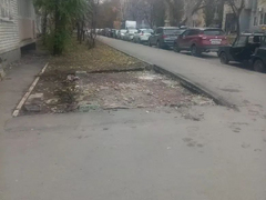 В Саратове с начала года снесли 1,6 тысячи нелегальных ларьков, гаражей и баннеров