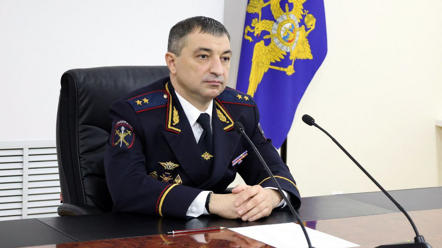 К ним идут за помощью и советом: саратовские участковые выявили 18,5 тысячи нарушений и преступлений
