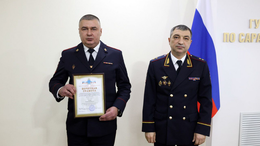 К ним идут за помощью и советом: саратовские участковые выявили 18,5 тысячи нарушений и преступлений