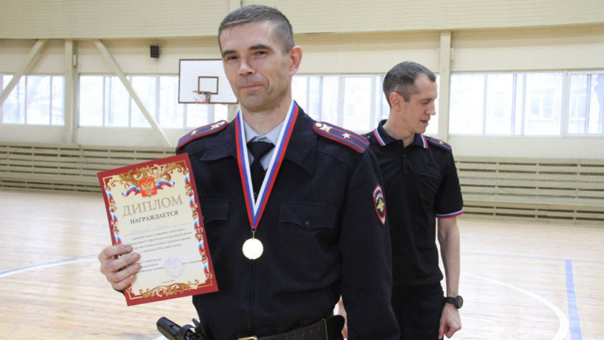 Определены самые меткие стрелки из саратовской полиции