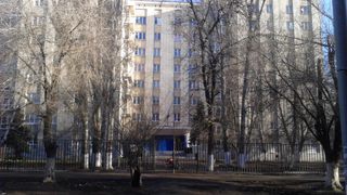 В центре Саратова снесут 9-этажное общежитие