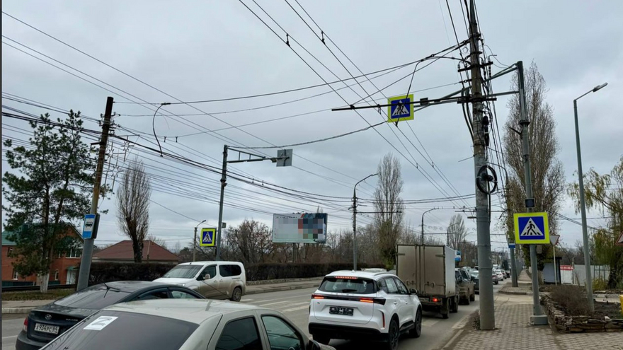 Суд постановил убрать незаконные баннеры в Энгельсе