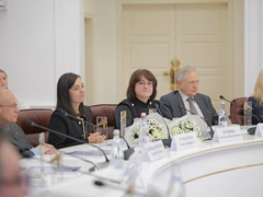 Премия Высота: саратовские педагоги получили 2,1 млн