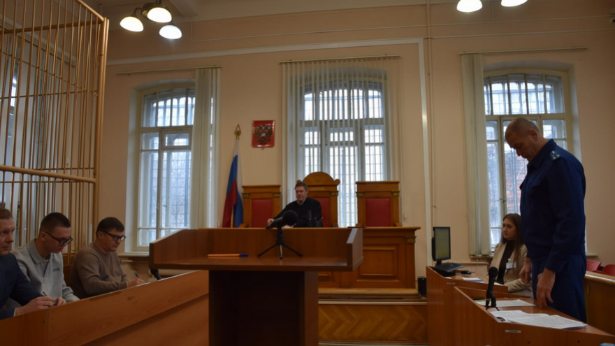 Смерть студентки в ДТП в Саратове: сын депутата выступил перед матерью жертвы