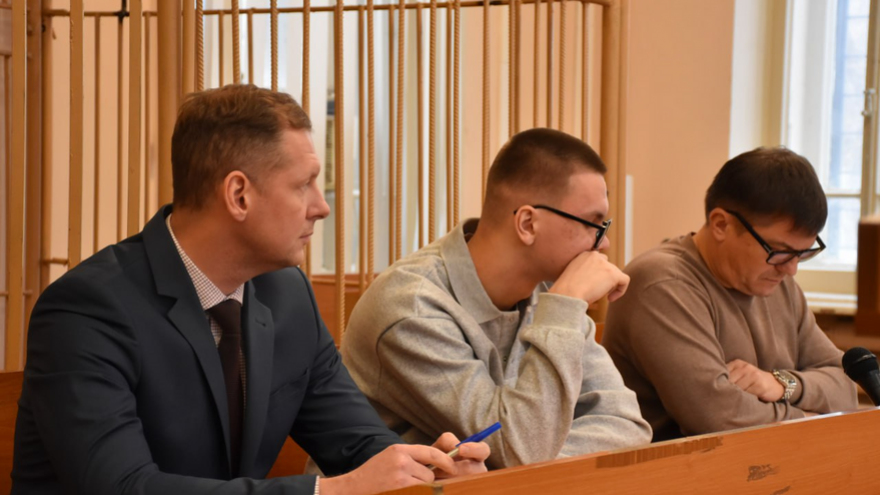 Смерть студентки в ДТП в Саратове: сын депутата выступил перед матерью жертвы