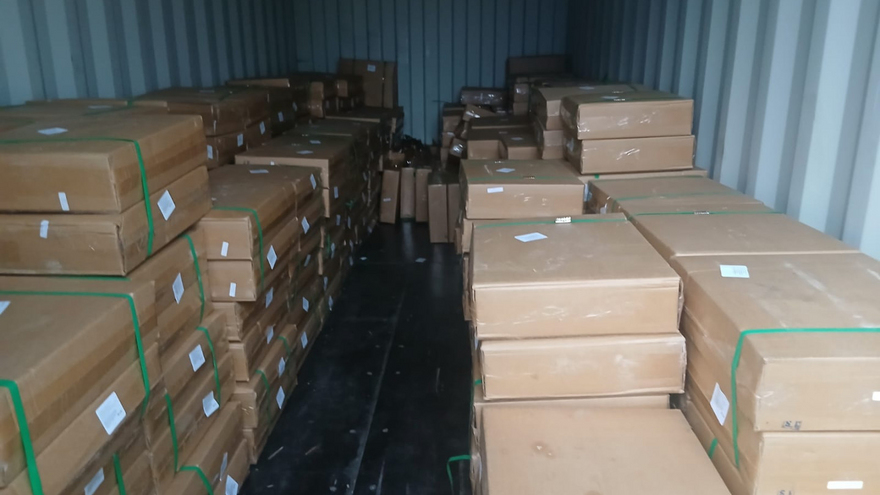 В Саратовскую область не пустили фуру с 3,7 тонны орехов из Казахстана 