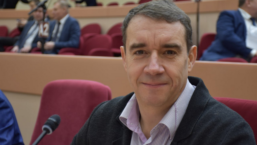 Охрана школ, зарплаты бюджетникам, выплаты по инвесткредитам: утверждены последние в 2025 году поправки в областной бюджет